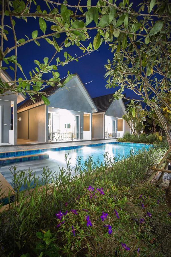 Hotel Baan Phurit Khaoyai Pak Chong Exterior foto