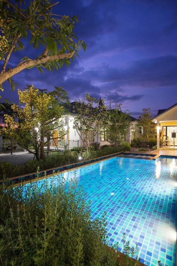 Hotel Baan Phurit Khaoyai Pak Chong Exterior foto