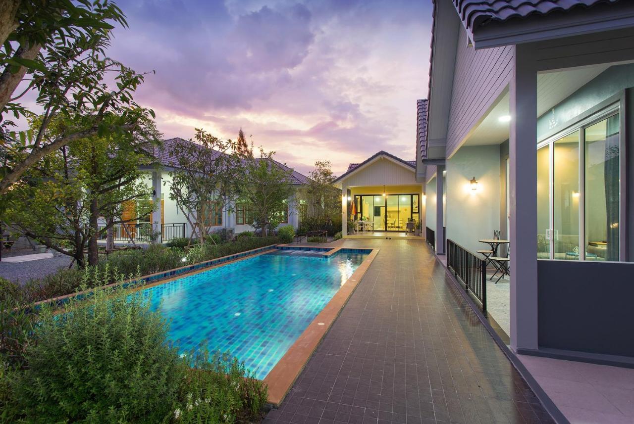 Hotel Baan Phurit Khaoyai Pak Chong Exterior foto