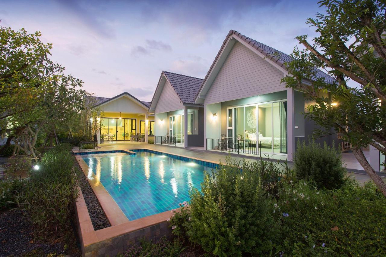 Hotel Baan Phurit Khaoyai Pak Chong Exterior foto
